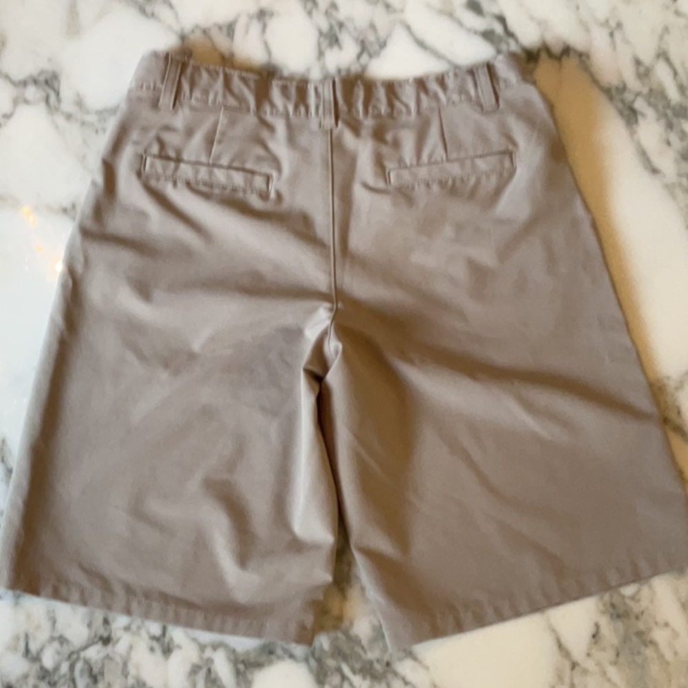 EUC IZOD Young Mens Athletic Performance Shorts Regular 14 Adj. Waist - Picture 5 of 6
